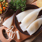 Kalmary Tuby U5 Surowe Mrożone 2 kg | Hurtownia O-fish.pl