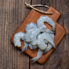 Krewetki Vannamei surowe obrane z ogonkiem IQF 4 kg | O-fish.pl