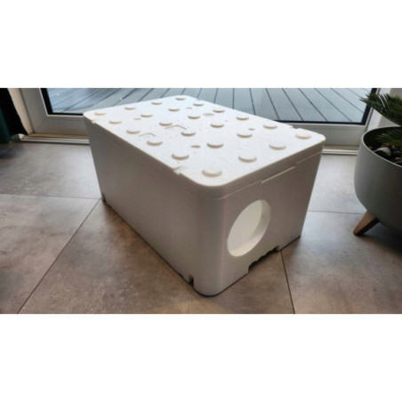 Wiosenny domek dla kota   600 x 400 x 300 mm