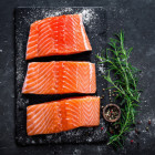 Porcje z łososia atlantyckiego bez skóry - mrożone, bez konserwantów | O-fish.pl